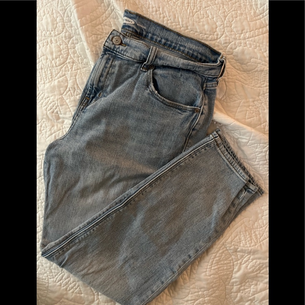Old Navy Boyfriend Jeans in light wash